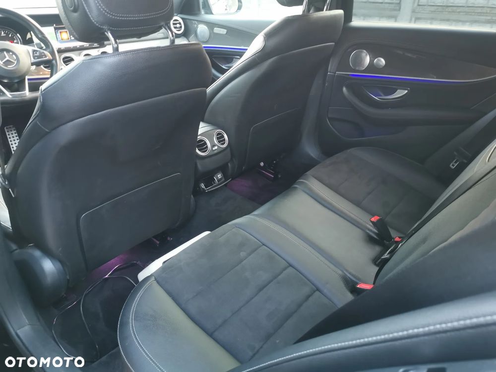 Mercedes-Benz Klasa E 220 d 9G-TRONIC AMG Line - 6