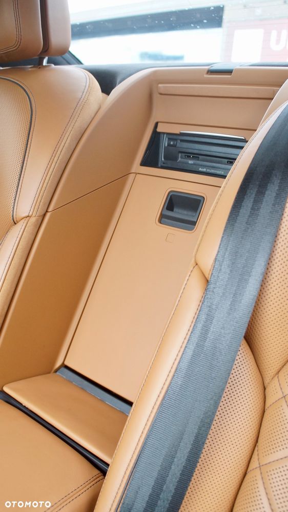 Audi S8 Plus 4.0 TFSI Quattro - 27