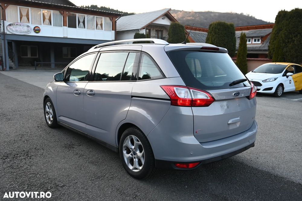 Ford Grand C-Max - 5