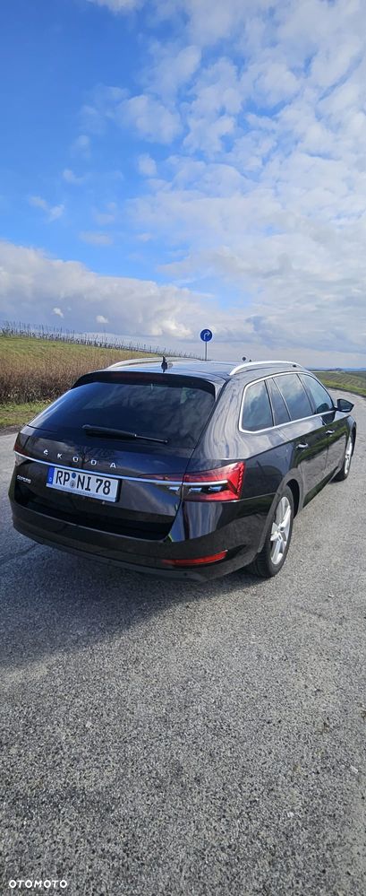 Skoda Superb 2.0 TDI DSG Style - 11