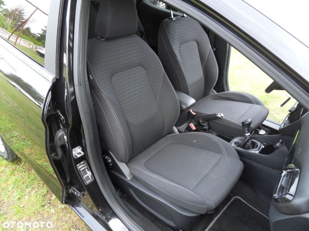 Ford Fiesta 1.0 EcoBoost S&S TITANIUM - 23