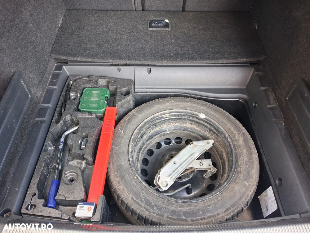 Volkswagen Passat - 18