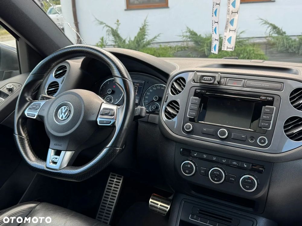 Volkswagen Tiguan - 14