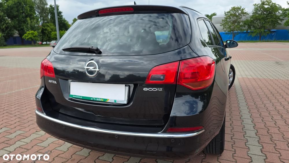 Opel Astra 1.6 CDTI Cosmo - 3