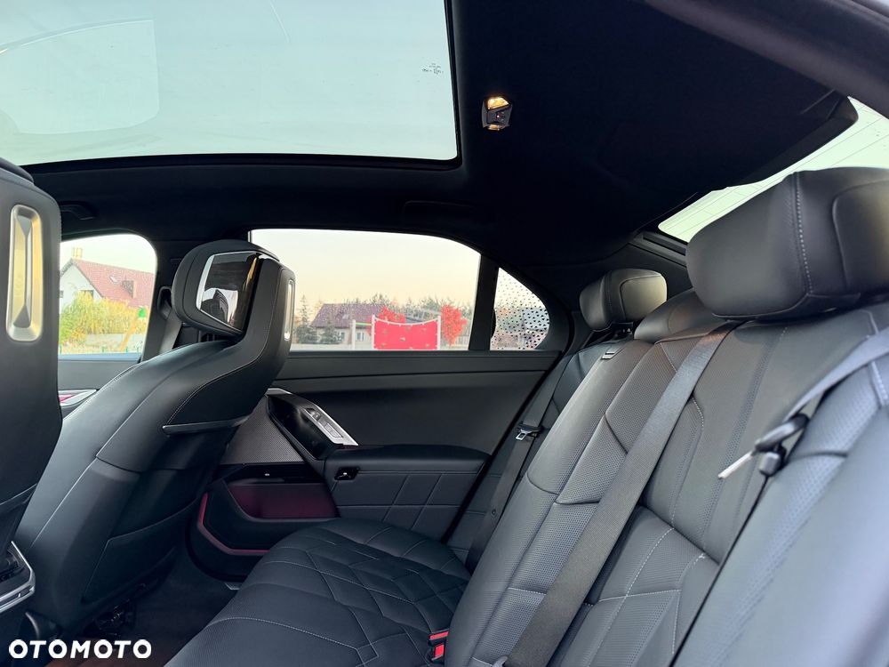 BMW Seria 7 - 14