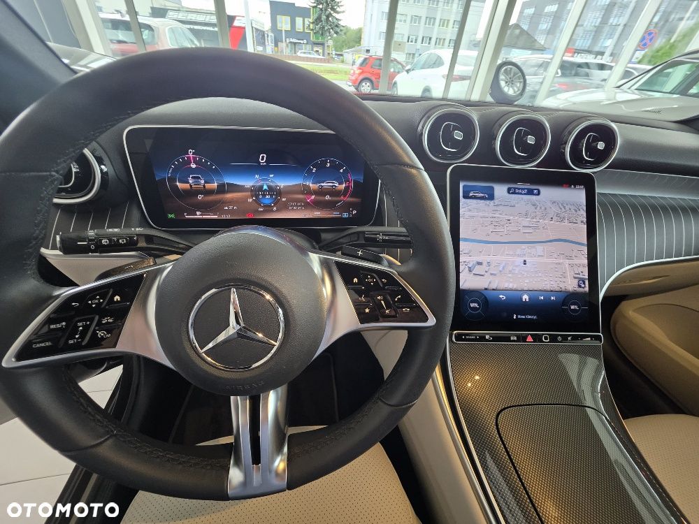 Mercedes-Benz GLC - 11