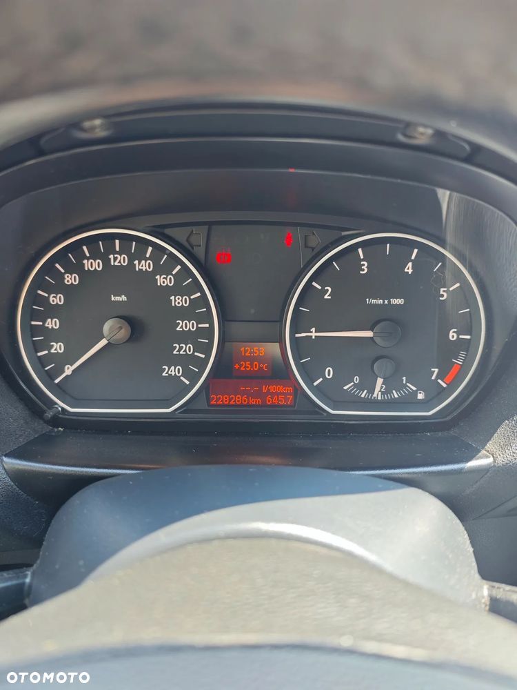 BMW Seria 1 116i - 20