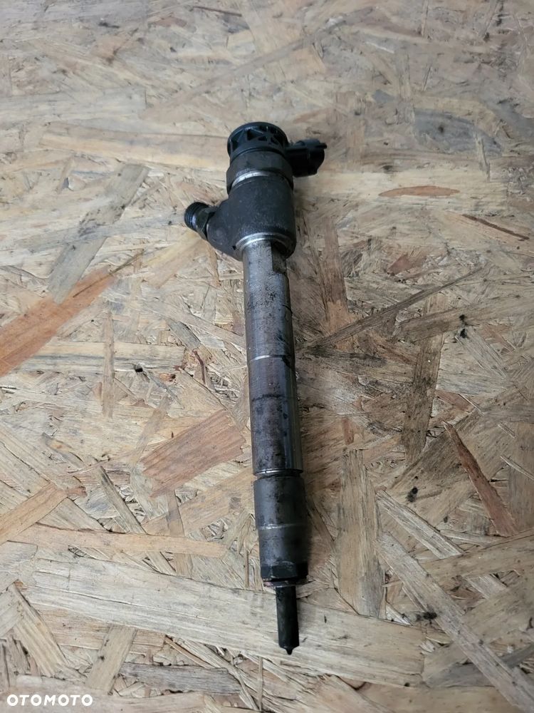 Wtryskiwacz wtryski Peugeot 5008 II 1.5 BLUEHDI - 2