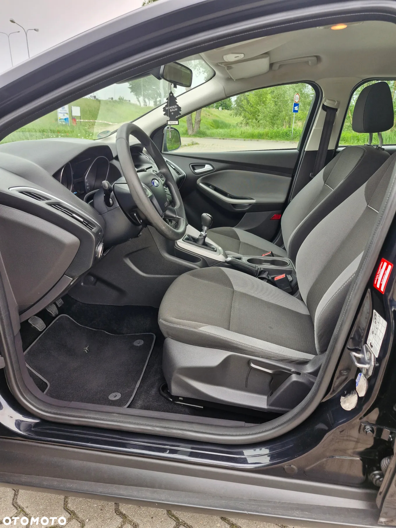 Ford Focus 1.6 TDCi Titanium ECOnetic - 15