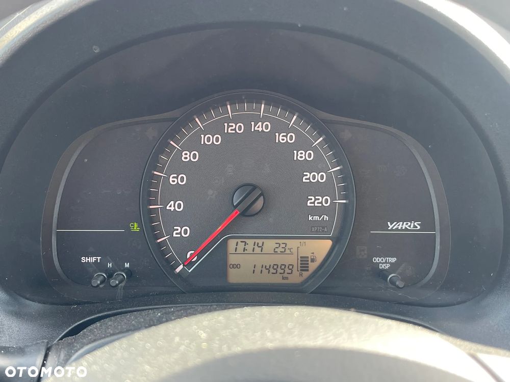 Toyota Yaris - 9