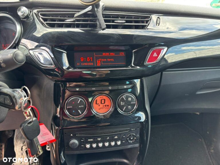 Citroën DS3 VTi 120 SoChic - 10