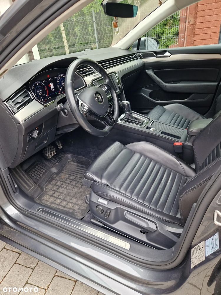 Volkswagen Passat 2.0 TDI BMT Highline DSG - 10