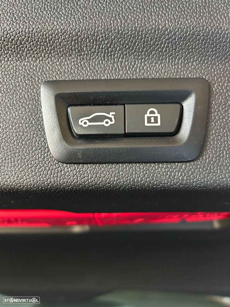 MINI Countryman Cooper SE ALL4 Auto - 28