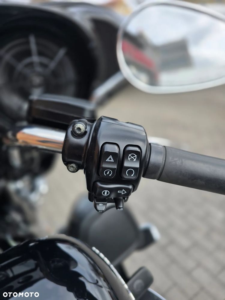 Harley-Davidson Touring Ultra Limited - 28