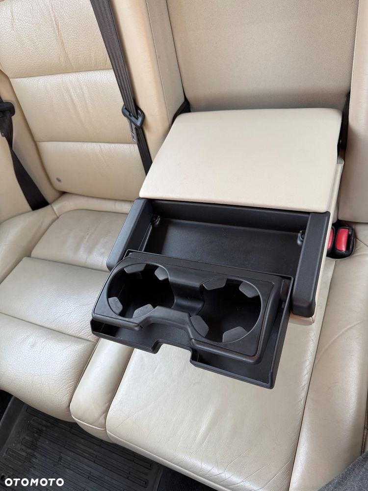 Volvo V70 2.0D Summum - 29