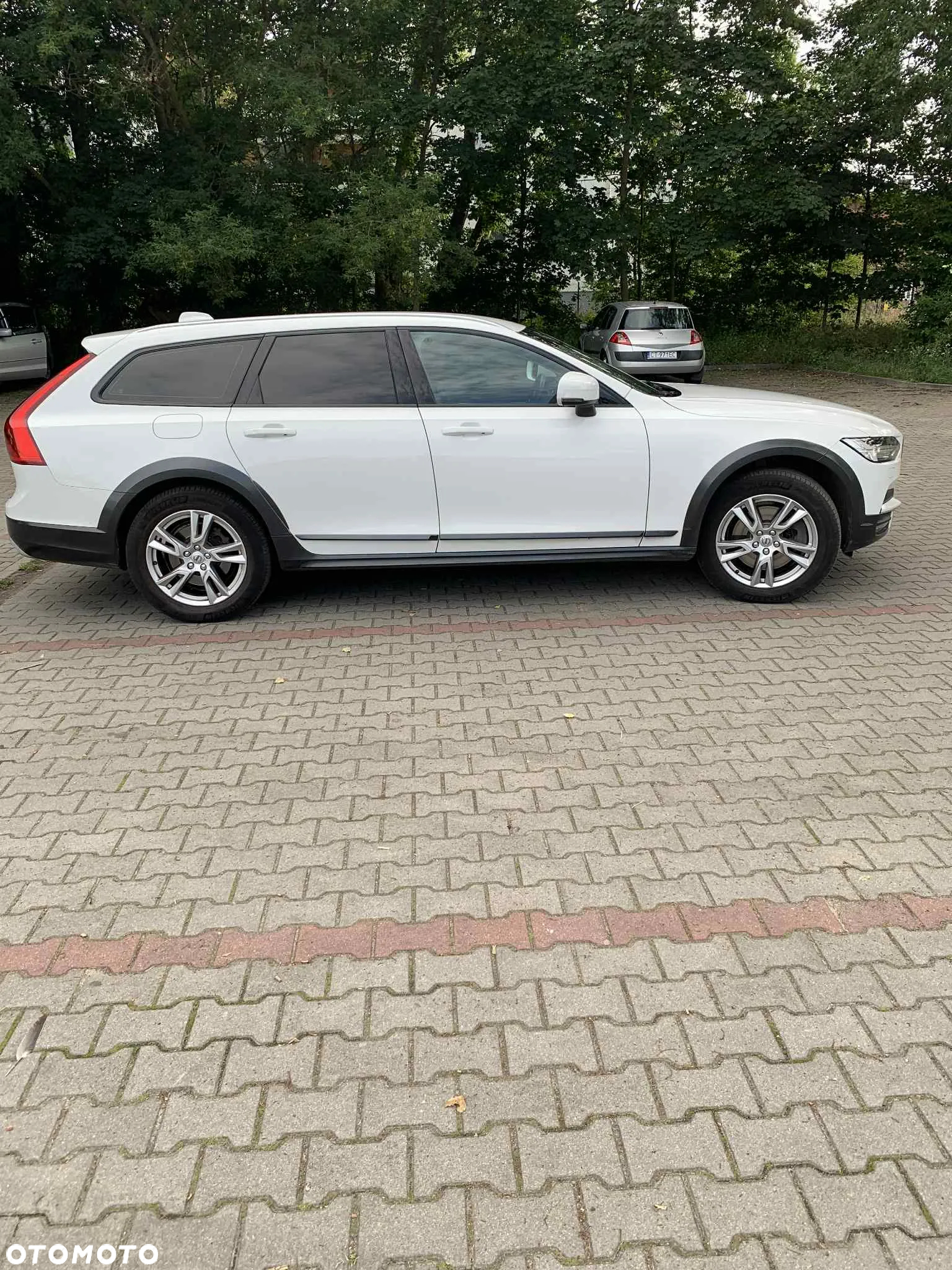 Volvo V90 Cross Country - 7