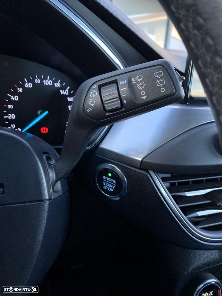 Ford Focus SW 1.5 TDCi EcoBlue Titanium - 12