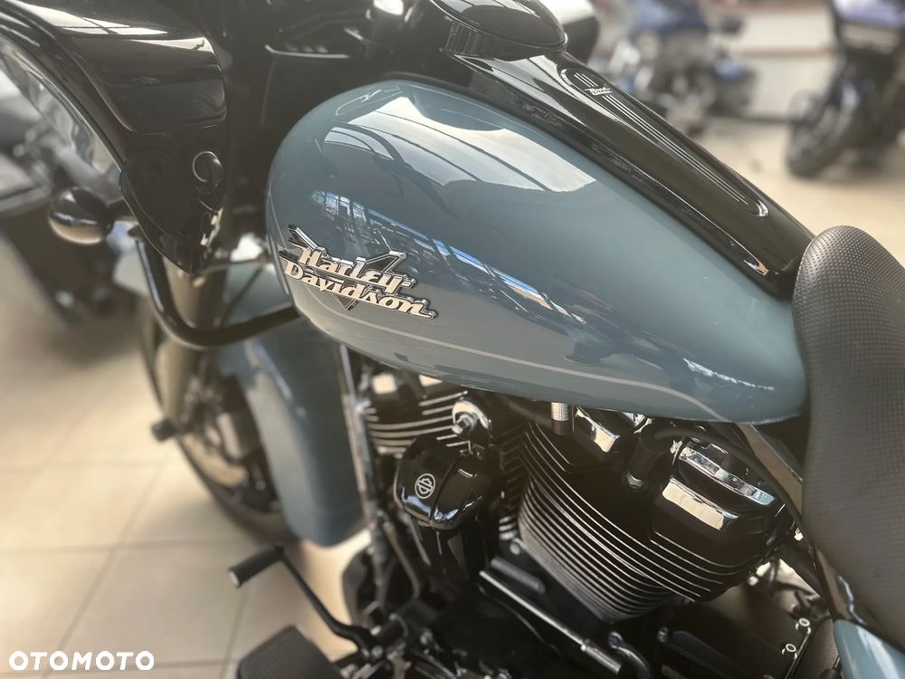 Harley-Davidson Tri Glide - 16