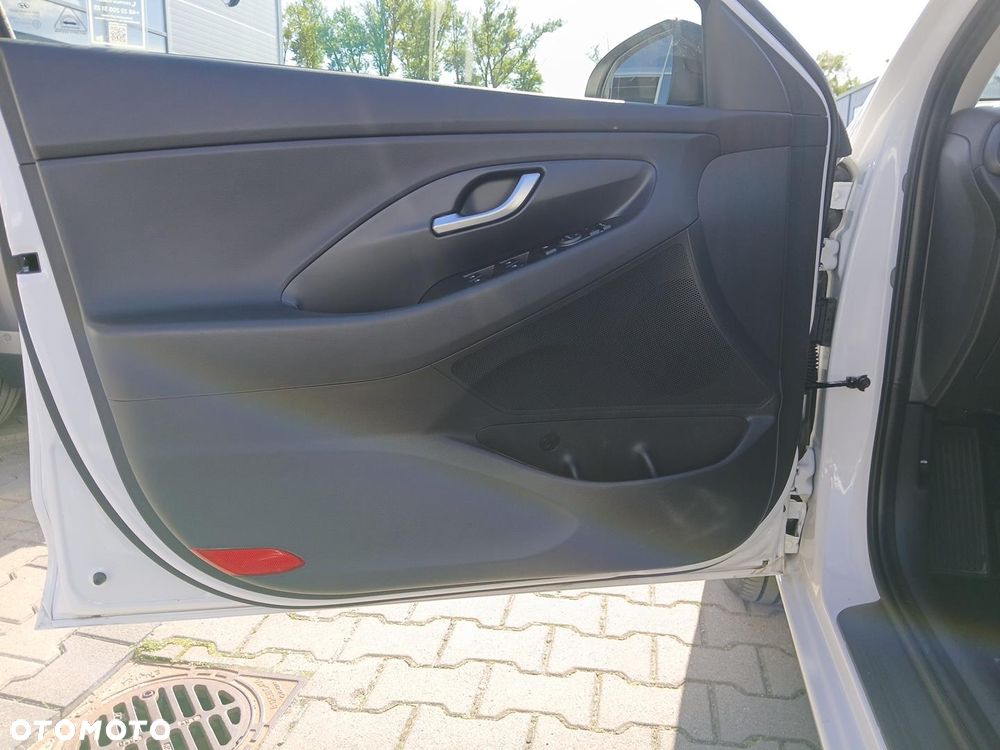 Hyundai i30 1.5 T-GDI 48V Smart DCT - 10