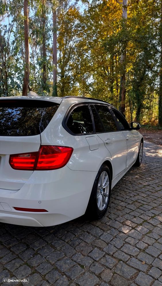 BMW 318 d Touring Auto Line Sport - 10