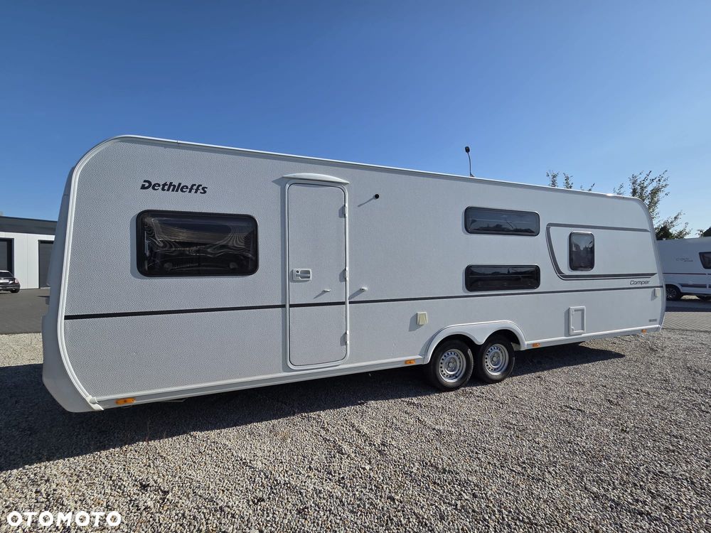 Dethleffs Camper 730FKR - 1
