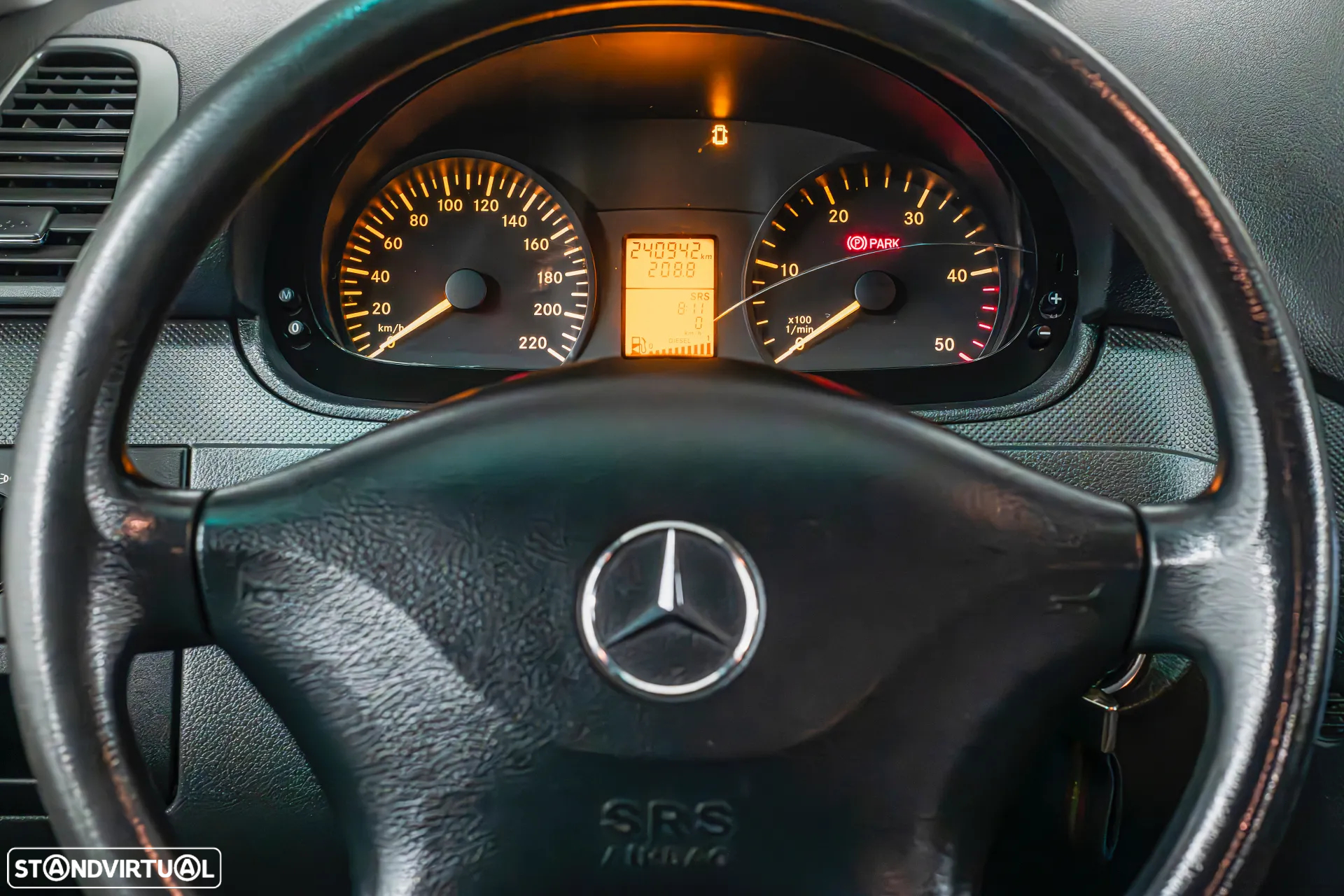 Mercedes-Benz Vito - 14