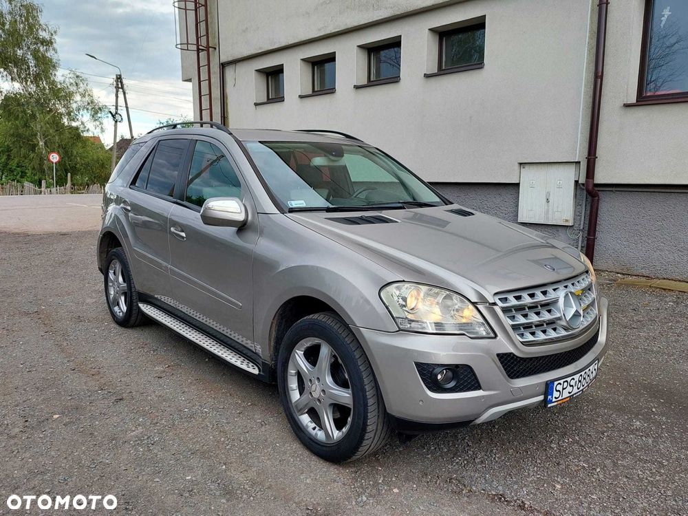 Mercedes-Benz ML - 1