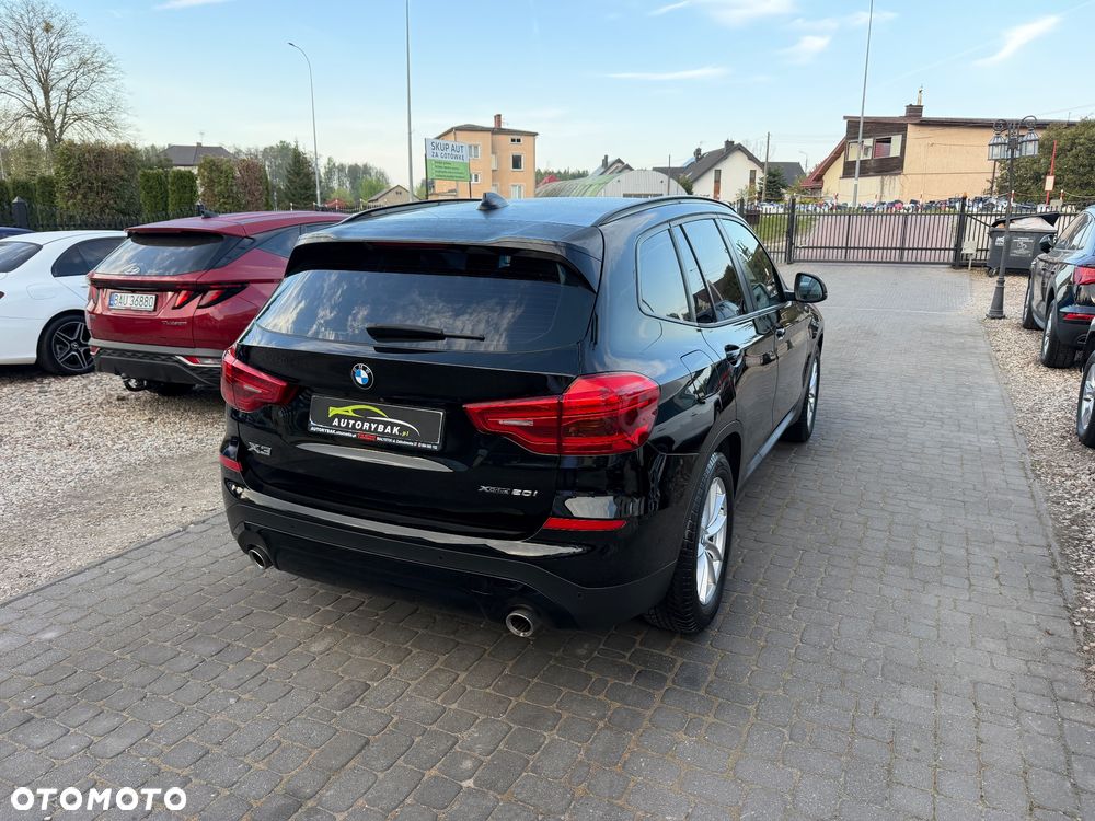 BMW X3 xDrive20i sport - 39