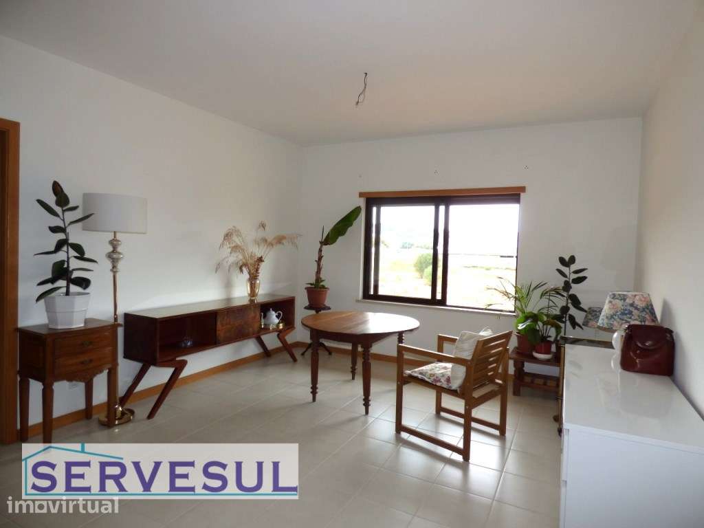 Espaçoso apartamento de 1 quarto com vistas espetaculares do Castel... - Grande imagem: 3/17