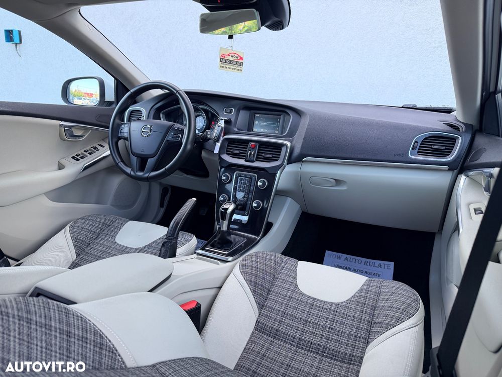 Volvo V40 D2 DRIVe Kinetic - 19