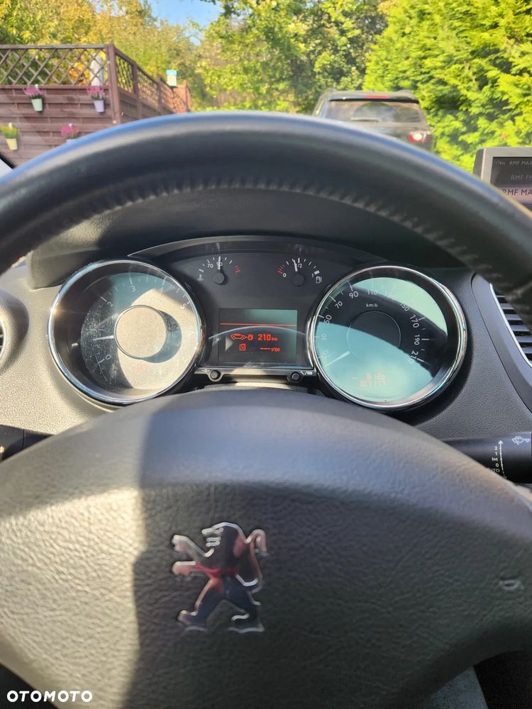 Peugeot 5008 1.6 THP Active - 8