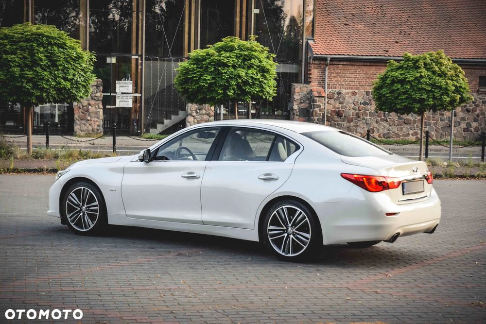 Infiniti Q50 2.0t Premium Executive EU6 - 11