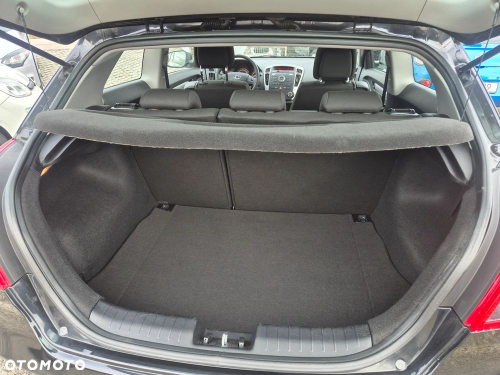 Kia ProCeed 1.4 CVVT Dream-Team Edition - 23
