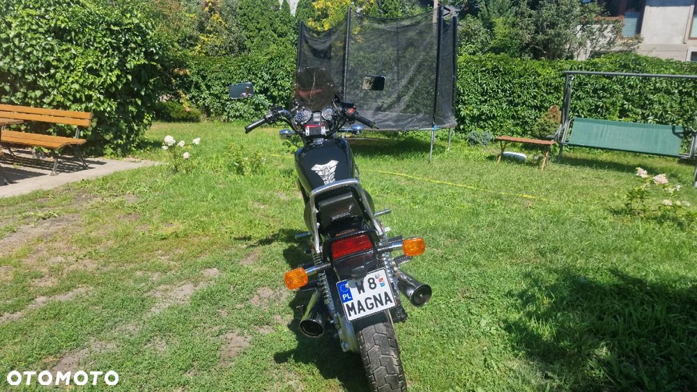 Honda VF - 4