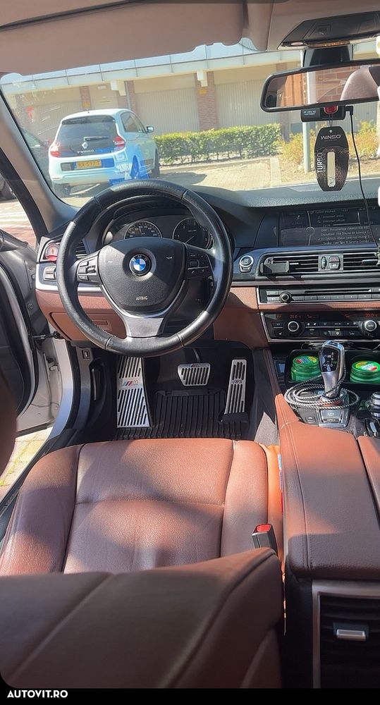 BMW Seria 5 520d - 6