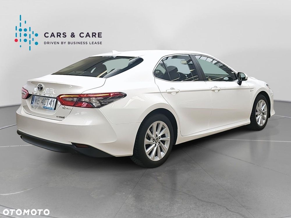 Toyota Camry 2.5 Hybrid Comfort CVT - 29