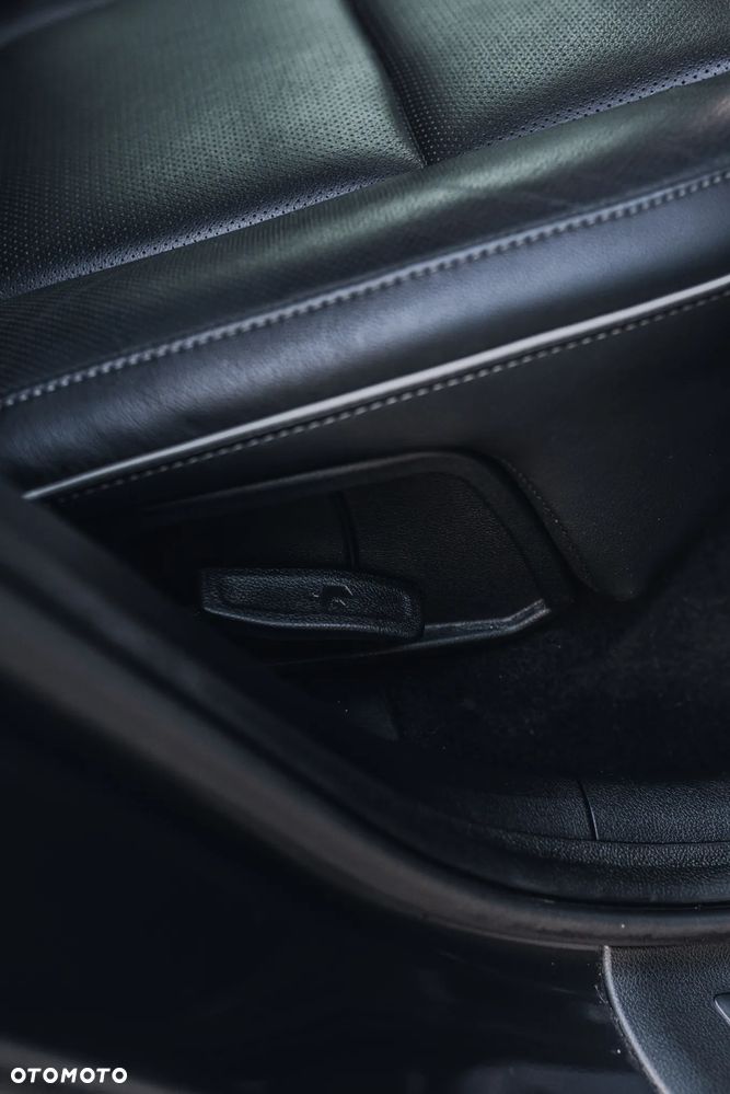 Kia Sportage 1.6 GDI 2WD ISG Dream-Team Edition - 37