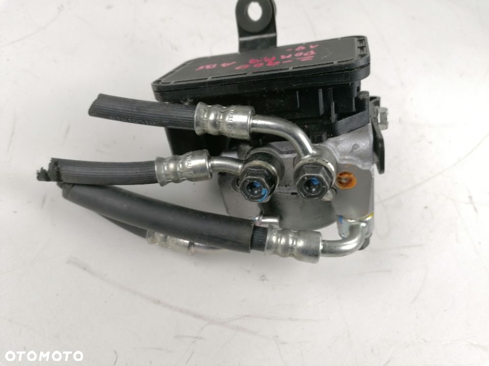 Kawasaki Z 900 pompa ABS 17- - 6