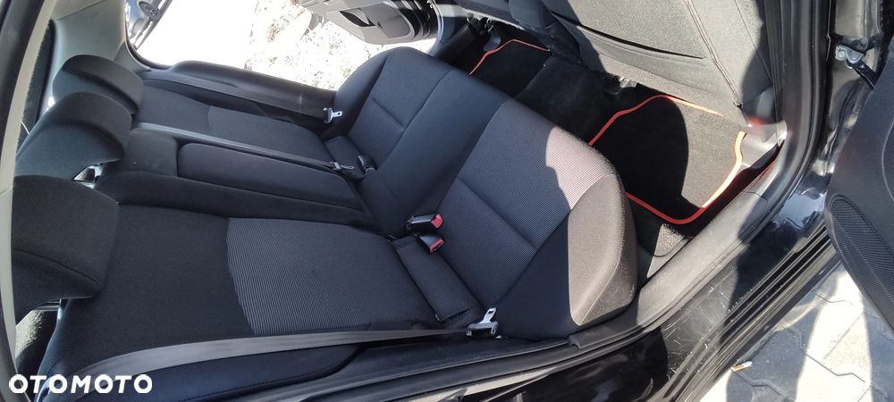 Mitsubishi Lancer 1.8 Intense - 20