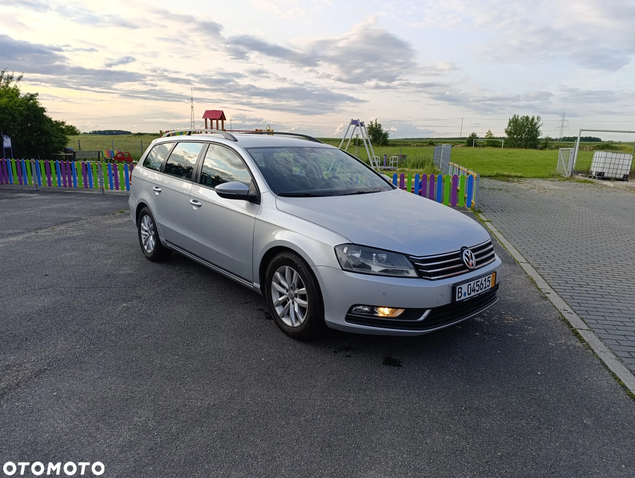Volkswagen Passat Variant 1.6 TDI (BlueMotion Technology) Comfortline - 9