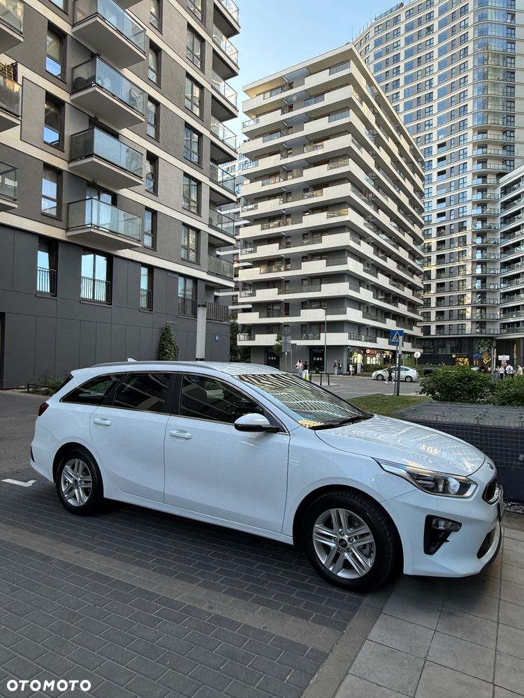 Kia Ceed 1.4 T-GDI L Business Line Plus DCT - 4