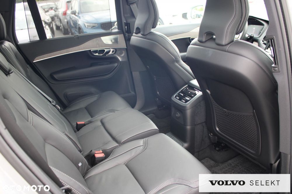 Volvo XC 90 - 16