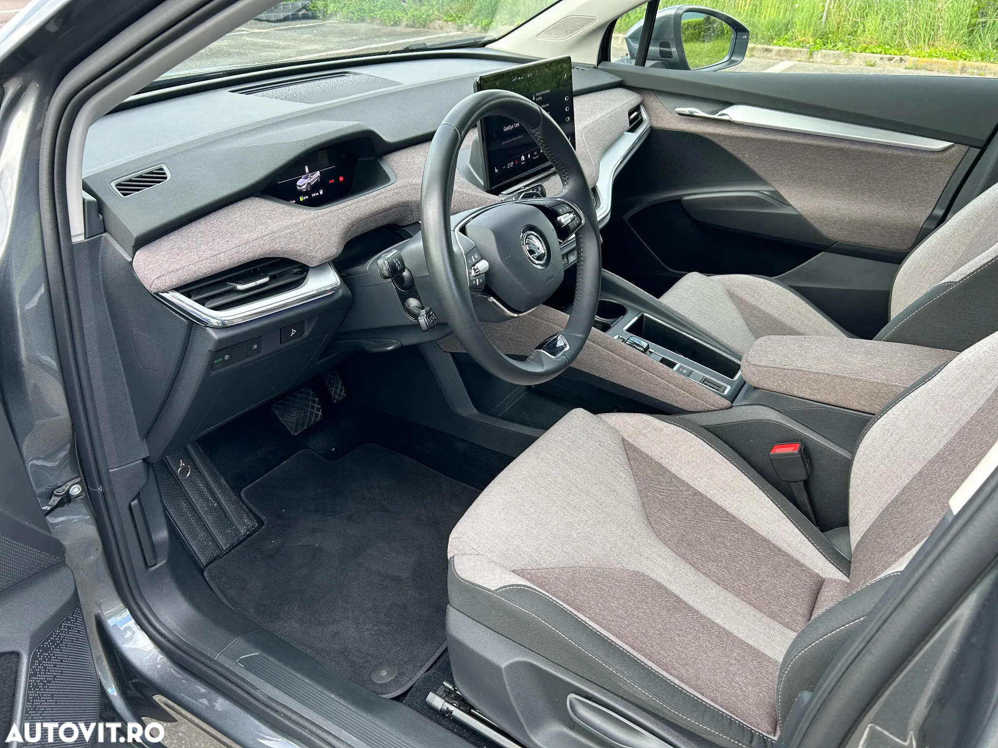 Skoda Enyaq iV Electric 80 - 2
