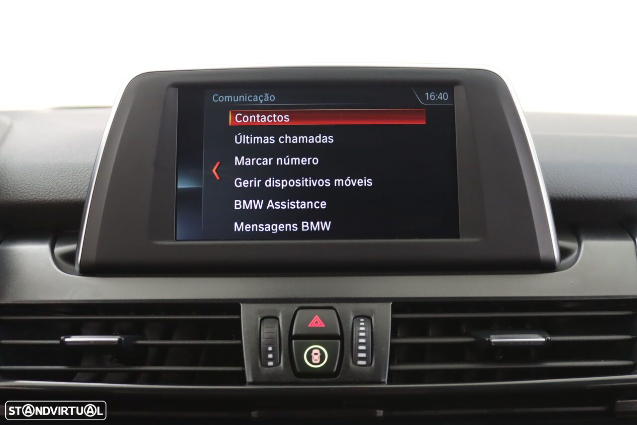 BMW 225xe Active Tourer - 24