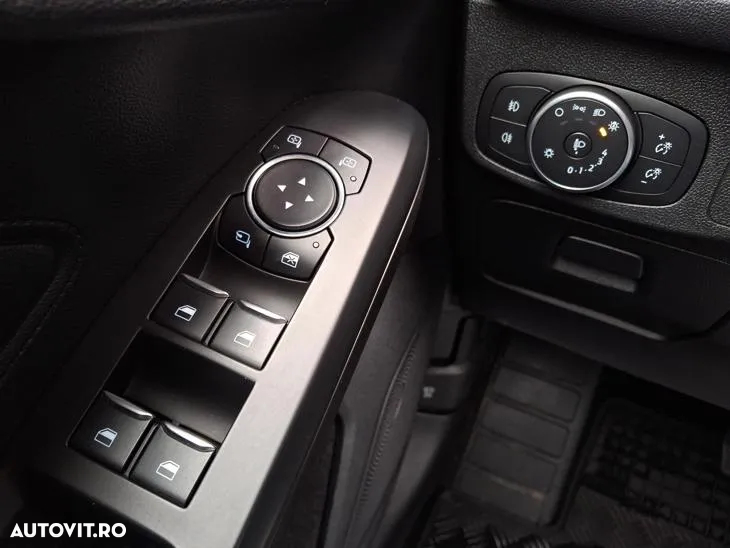 Ford Focus 1.5 TDCi Powershift Titanium - 21