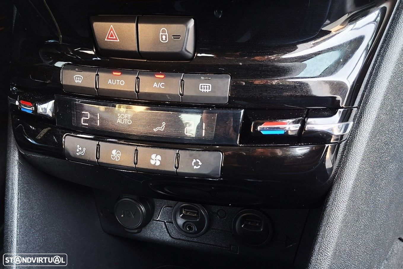 Peugeot 208 1.6 e-HDi Allure 2-Tronic - 23