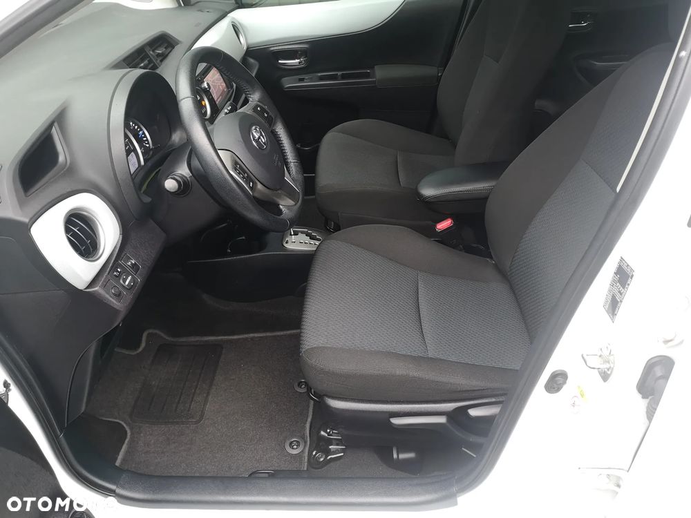 Toyota Yaris 1.5 VVT-i Style - 26