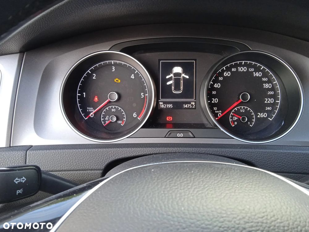 Volkswagen Golf VII 1.6 TDI BMT Comfortline - 10