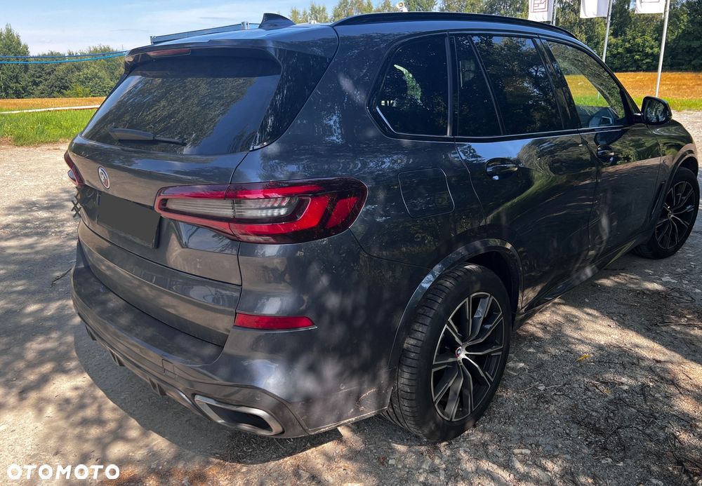 BMW X5 xDrive40d - 4