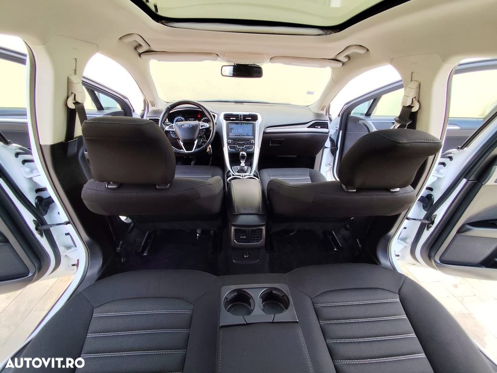 Ford Mondeo - 9